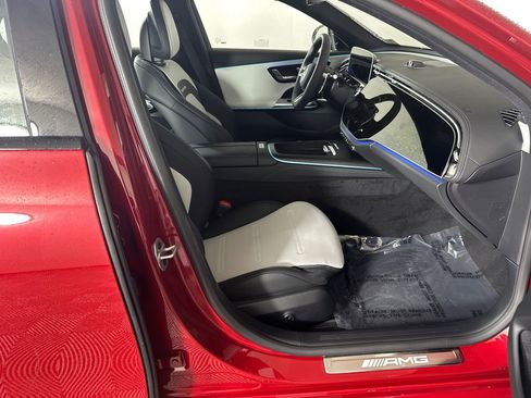 New 2026 Mercedes-Benz E 53 AMG e 4MATIC Sedan image 14