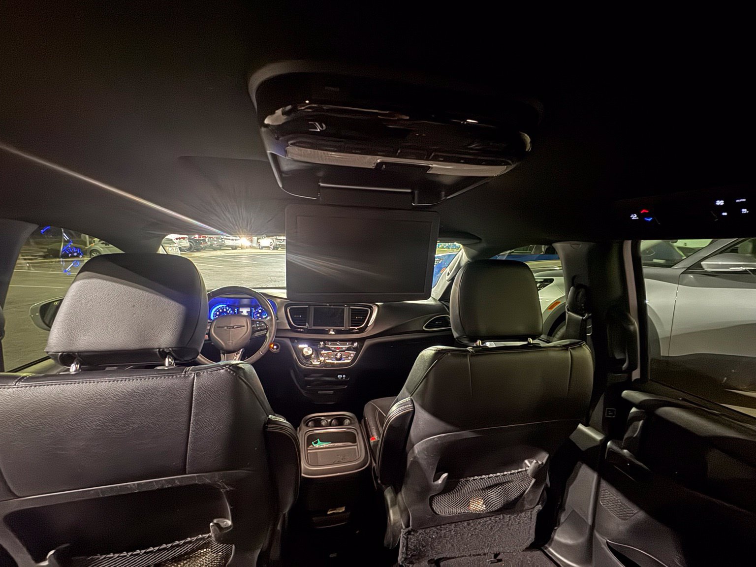 Used 2018 Chrysler Pacifica Touring-L w/ S Appearance Package FWD image 15