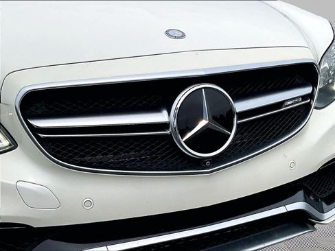 Used 2015 Mercedes-Benz E 63 AMG S-Model image 32