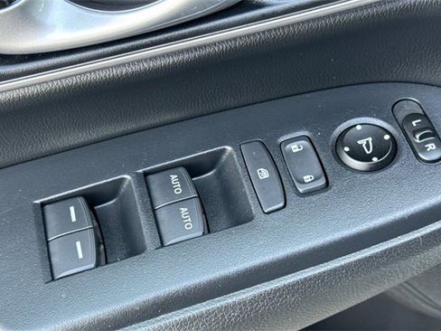 Used 2020 Honda CR-V EX-L image 12