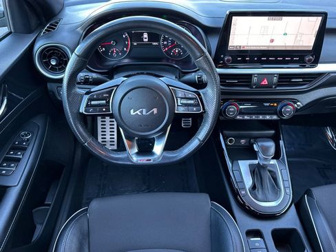 Used 2023 Kia Forte GT-Line w/ GT-Line Technology Package image 11