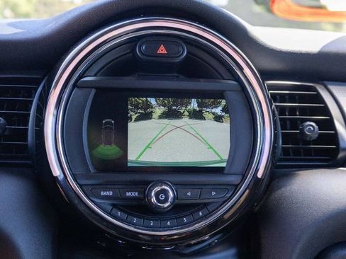 Used 2020 MINI Cooper 2-Door Hardtop image 44