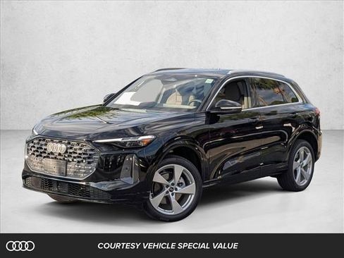 New 2025 Audi Q5 Premium Plus w/ Premium Plus image 1