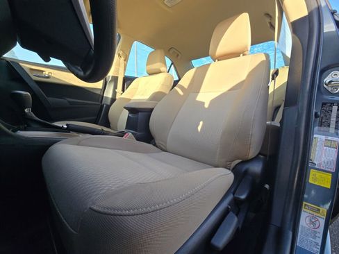 Used 2016 Toyota Corolla L image 18