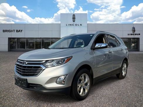 Used 2020 Chevrolet Equinox Premier image 2