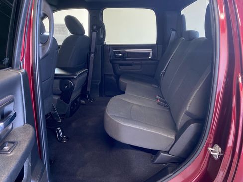 Used 2024 RAM 1500 Warlock RWD image 32