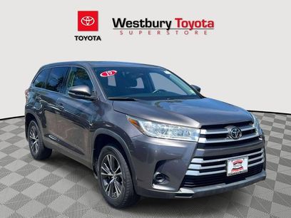 Certified 2019 Toyota Highlander LE