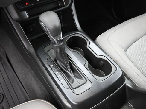 Used 2022 Chevrolet Colorado W/T w/ WT Convenience Package image 27