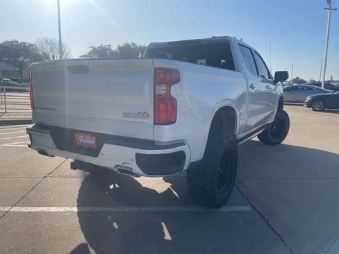 Used 2020 Chevrolet Silverado 1500 High Country w/ Technology Package image 6
