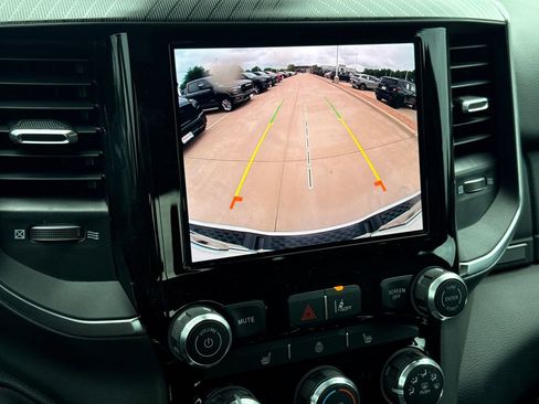 New 2026 RAM 1500 4x4 Crew Cab image 24