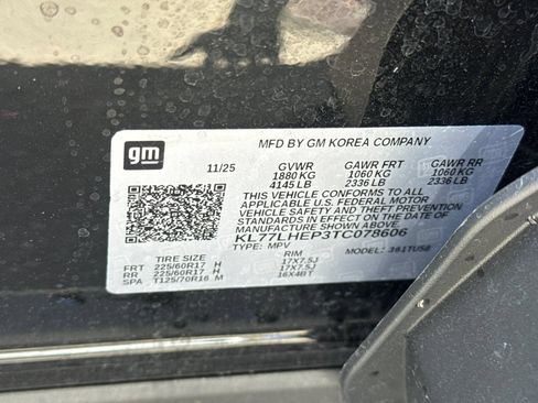 Used 2026 Chevrolet Trax LT w/ Sunroof Package FWD image 53