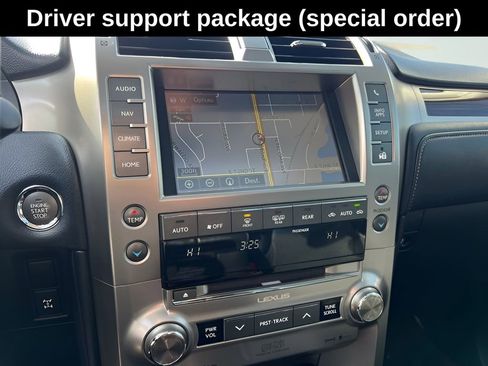 Used 2017 Lexus GX 460 Luxury AWD/4WD image 47