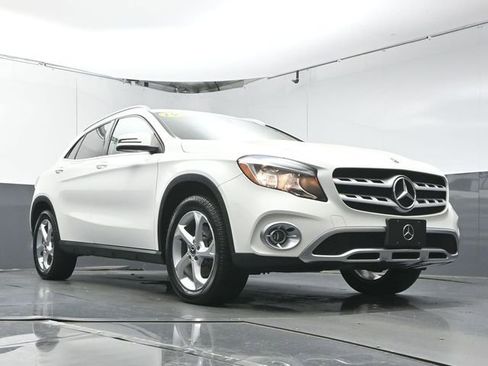 Used 2019 Mercedes-Benz GLA 250 4MATIC image 32