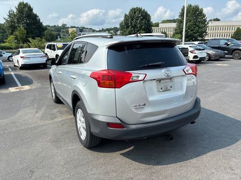 Used 2013 Toyota RAV4 LE AWD/4WD image 11