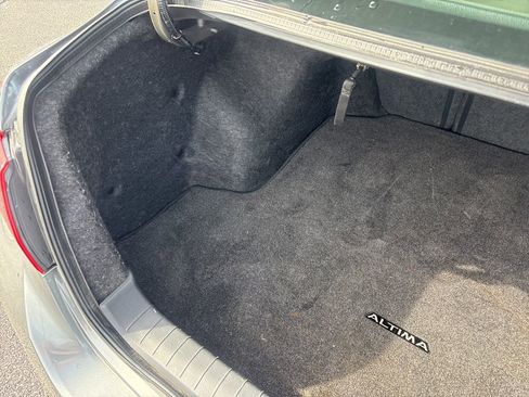 Used 2018 Nissan Altima 2.5 SV image 11