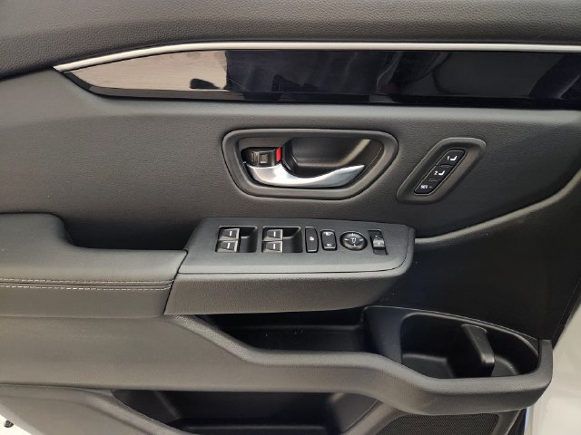 Used 2025 Honda Pilot EX-L image 23
