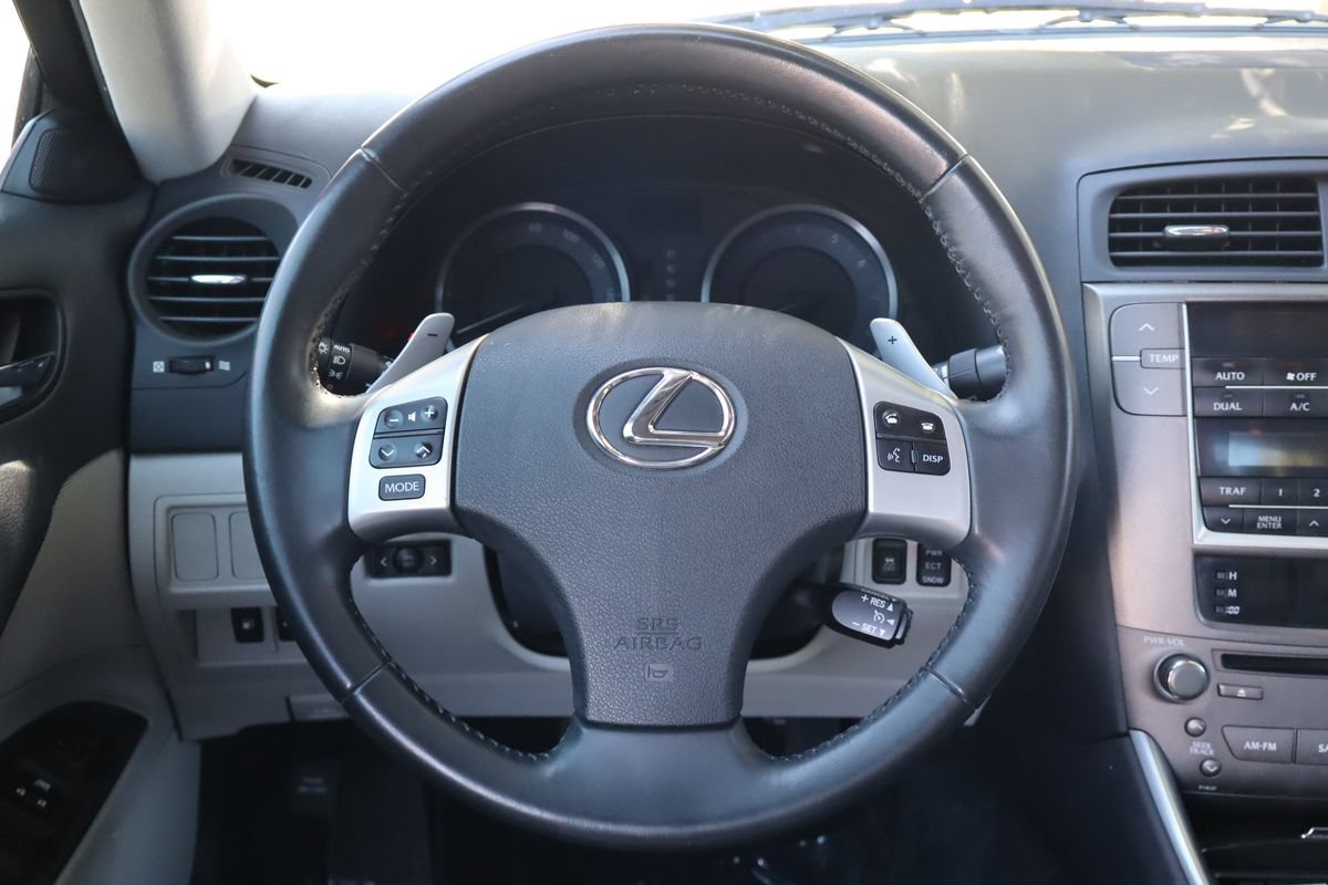 Used 2011 Lexus IS 250 w/ Premium Pkg Value Edition RWD image 18