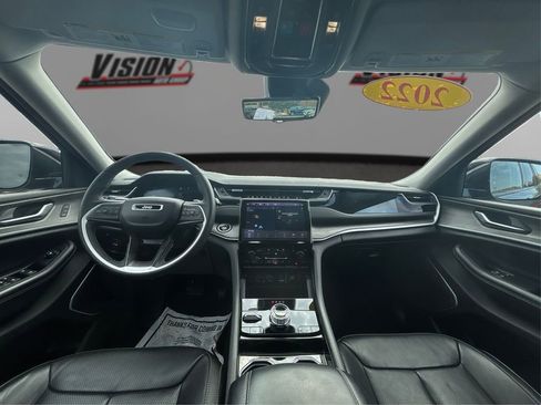 Used 2022 Jeep Grand Cherokee Limited 4xe w/ Luxury Tech Group II AWD/4WD image 28