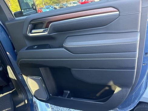 Used 2024 GMC Sierra 2500 Denali w/ Technology Package image 7