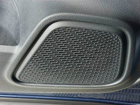 Used 2022 Mercedes-Benz GLB 250 image 19