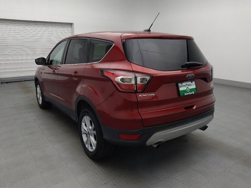 Used 2017 Ford Escape SE FWD image 5
