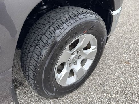 Used 2023 RAM 1500 Big Horn AWD/4WD image 44