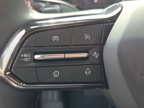 New 2026 Chevrolet Traverse RS w/ LPO, Floor Liner Package FWD image 25