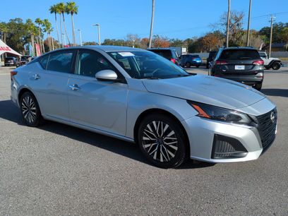 Used 2023 Nissan Altima 2.5 SV