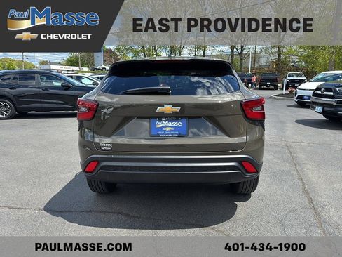 Certified 2024 Chevrolet Trax LS w/ LS Convenience Package FWD image 6