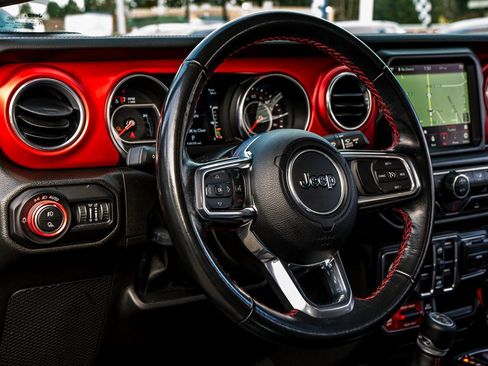 Used 2022 Jeep Gladiator Rubicon w/ Trailer Tow Package image 28