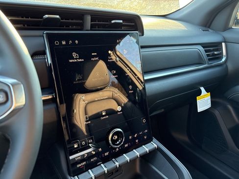 New 2026 GMC Terrain Elevation w/ Elevation Premium Package image 25