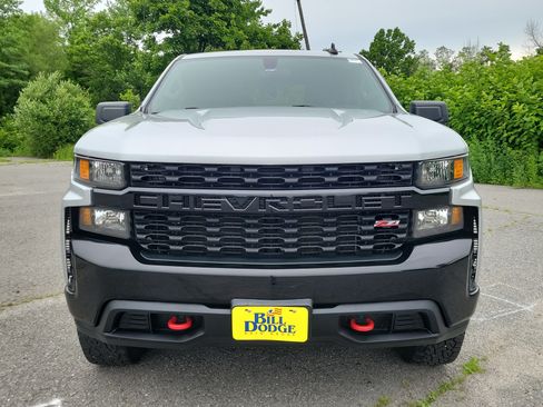 Used 2020 Chevrolet Silverado 1500 Custom Trail Boss w/ Custom Convenience Package AWD/4WD image 2