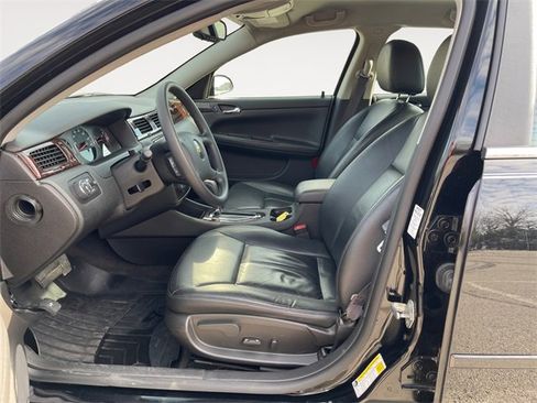 Used 2016 Chevrolet Impala LTZ image 9