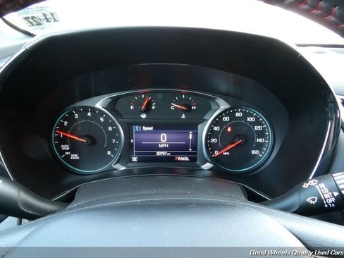 Used 2022 Chevrolet Equinox RS w/ LPO, Floor Liner Package AWD/4WD image 17