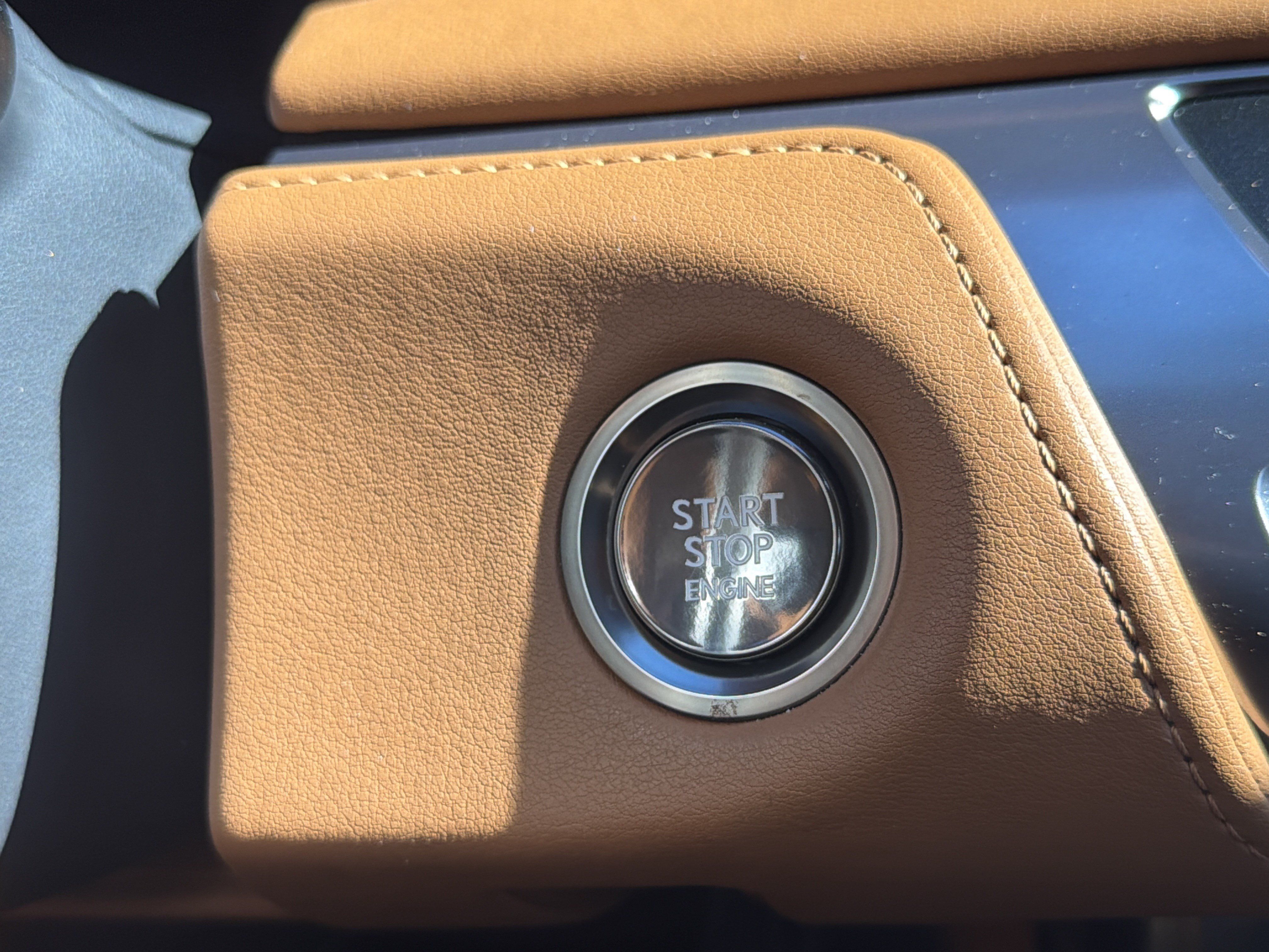 Used 2018 Lexus LC 500 Coupe w/ Performance Package RWD image 36