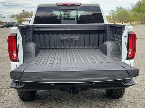 New 2026 GMC Sierra 1500 AT4X AWD/4WD image 16