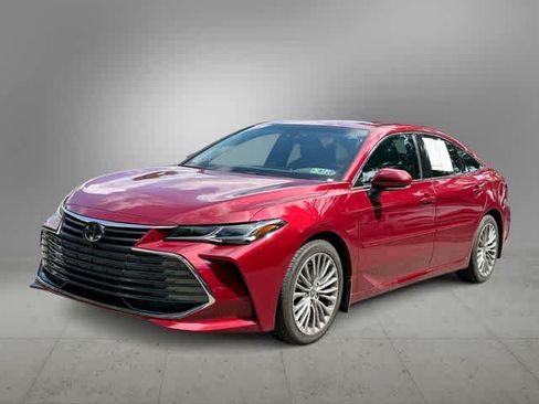 Used 2022 Toyota Avalon Limited w/ Advanced Safety Package FWD image 1