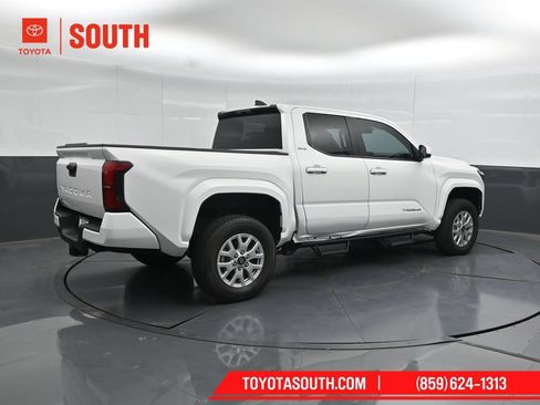 Used 2024 Toyota Tacoma SR5 AWD/4WD image 2