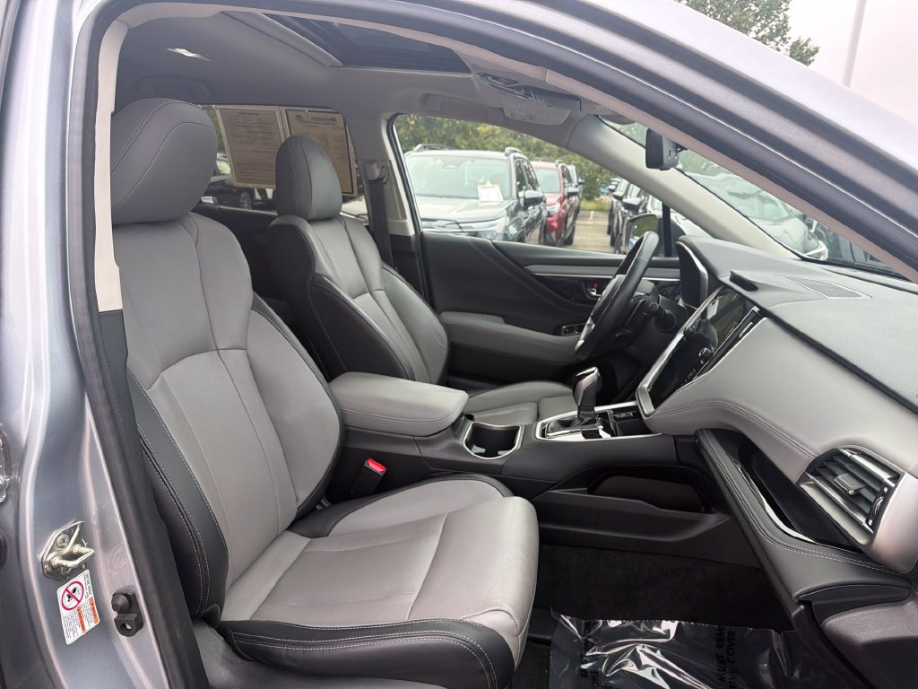 Used 2020 Subaru Outback Limited XT w/ Popular Package #2 AWD/4WD image 29