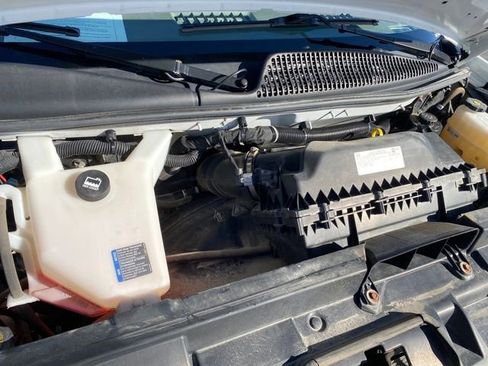 Used 2022 Chevrolet Express 2500 Extended w/ Driver Convenience Package image 18