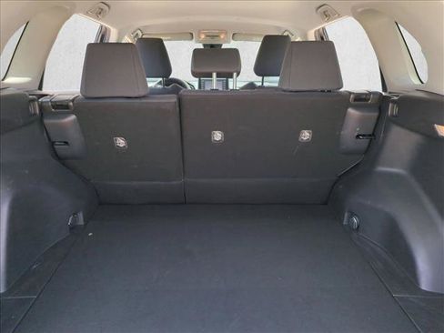 Certified 2019 Toyota RAV4 LE FWD image 6