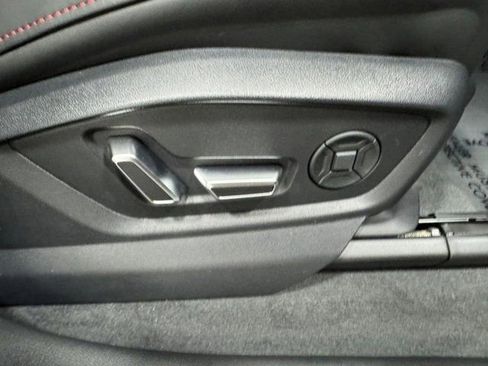 New 2025 Audi RS Q8 performance AWD/4WD image 21