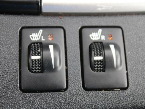 Used 2015 Toyota Highlander XLE image 40