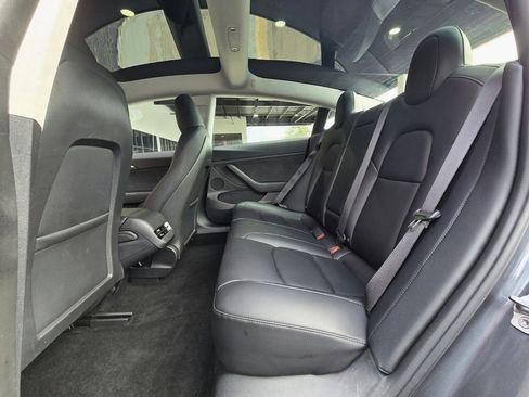 Used 2023 Tesla Model 3 Standard Range image 15