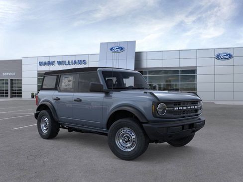 New 2025 Ford Bronco 4-Door image 7