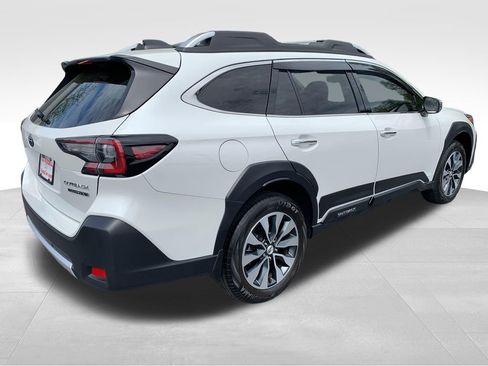 Used 2024 Subaru Outback Touring XT AWD/4WD image 5