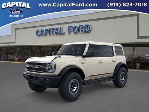 New 2026 Ford Bronco Outer Banks w/ Sasquatch Package AWD/4WD image 1