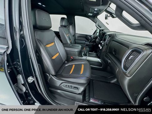 Used 2022 GMC Sierra 2500 AT4 w/ AT4 Premium Plus Package image 30