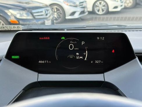Used 2023 Toyota Prius XLE FWD image 30