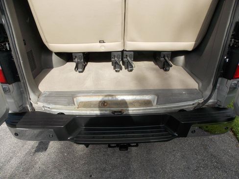 Used 2020 Nissan NV 3500 SL RWD image 15